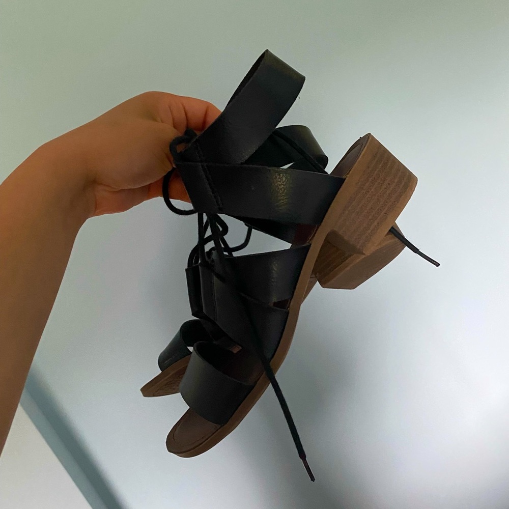 Block heel sandals
